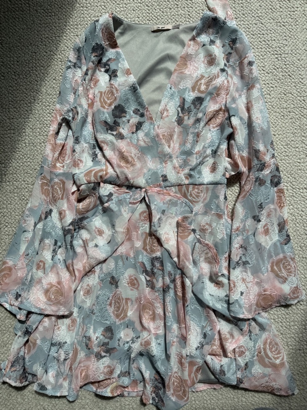 Floral Tie-Waist Dress in Blush and Light Gray